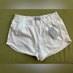 Brand new Everlane off white organic cotton shorts